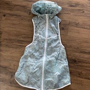 NWT Nike running vest